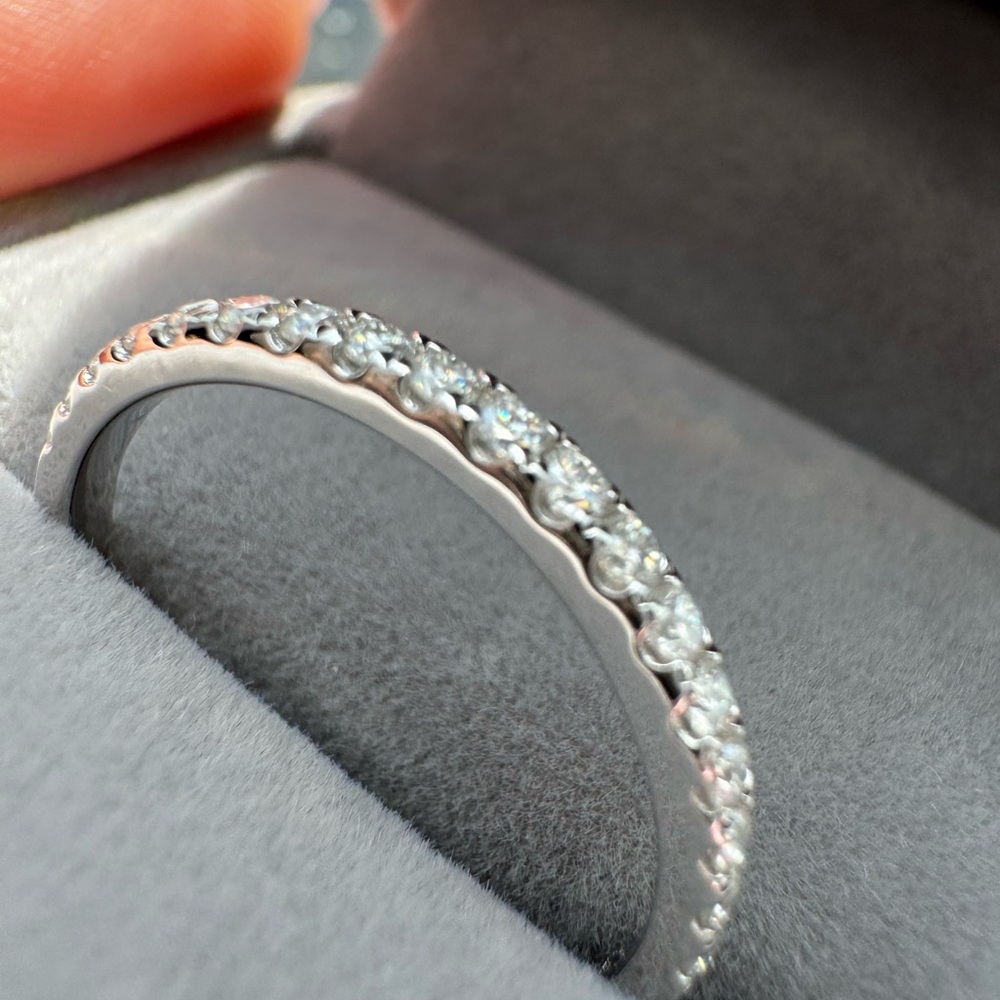 Moissanite wedding band - Picture 7 of 9